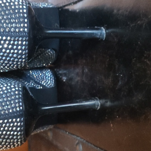 Steve Madden, Glass/fabric high- heel dress boot, gold/black,  size 8.5 - Picture 6 of 8